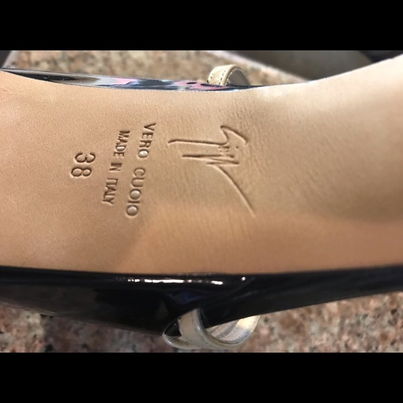 Authentic Giuseppe Zanotti Platform Heels - Picture 6 of 7